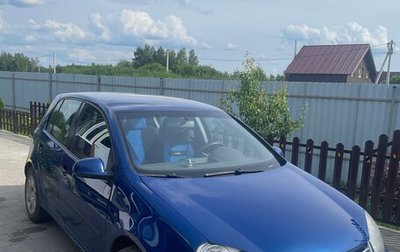 Volkswagen Golf V, 2004 год, 600 000 рублей, 1 фотография