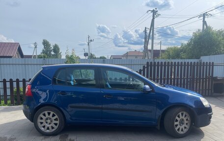 Volkswagen Golf V, 2004 год, 600 000 рублей, 4 фотография