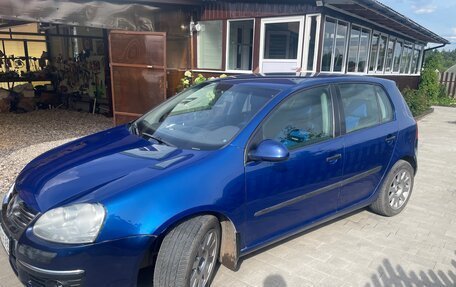 Volkswagen Golf V, 2004 год, 600 000 рублей, 7 фотография