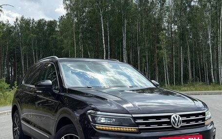 Volkswagen Tiguan II, 2017 год, 3 300 000 рублей, 3 фотография