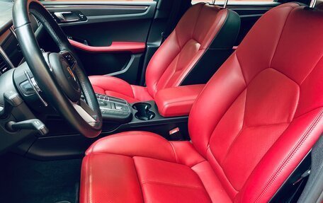 Porsche Macan I рестайлинг, 2018 год, 3 950 000 рублей, 6 фотография