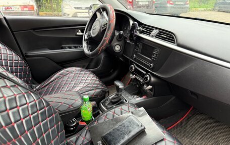 KIA Rio IV, 2020 год, 1 350 000 рублей, 2 фотография
