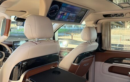 Mercedes-Benz Vito, 2021 год, 7 500 000 рублей, 14 фотография