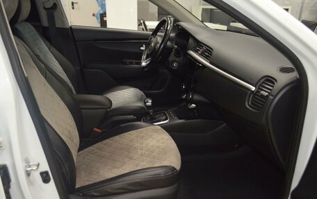 KIA Rio IV, 2017 год, 1 252 000 рублей, 25 фотография