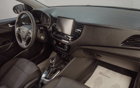 Hyundai Solaris II рестайлинг, 2021 год, 1 349 000 рублей, 11 фотография