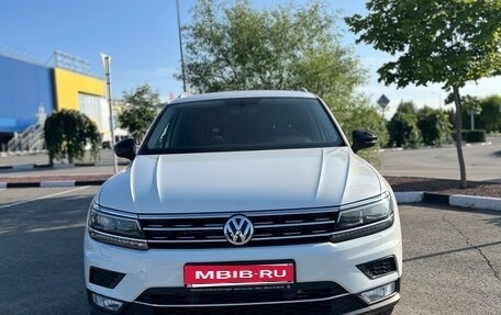 Volkswagen Tiguan II, 2017 год, 2 690 000 рублей, 29 фотография