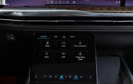 Cadillac Escalade V, 2025 год, 22 490 000 рублей, 27 фотография