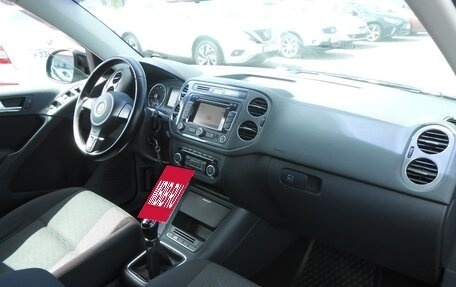 Volkswagen Tiguan I, 2011 год, 1 248 000 рублей, 13 фотография