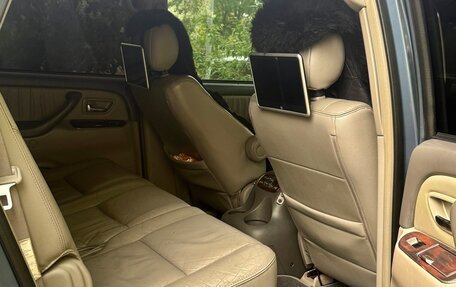 Toyota Sequoia II рестайлинг, 2005 год, 2 450 000 рублей, 8 фотография