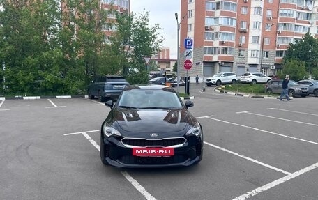 KIA Stinger I, 2019 год, 2 400 000 рублей, 2 фотография