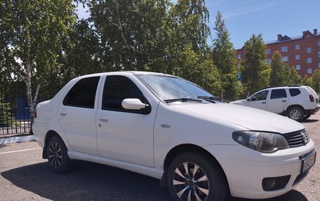 Fiat Albea I рестайлинг, 2011 год, 370 000 рублей, 2 фотография