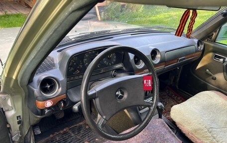 Mercedes-Benz W123, 1982 год, 420 000 рублей, 6 фотография