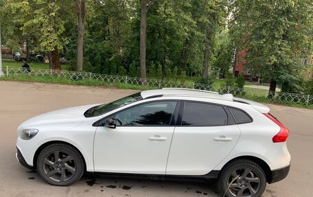 Volvo V40 Cross Country I, 2014 год, 1 300 000 рублей, 2 фотография