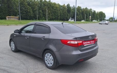 KIA Rio III рестайлинг, 2014 год, 650 000 рублей, 2 фотография