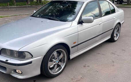 BMW 5 серия, 2001 год, 850 000 рублей, 2 фотография