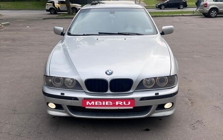 BMW 5 серия, 2001 год, 850 000 рублей, 3 фотография