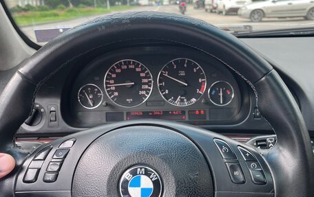 BMW 5 серия, 2001 год, 850 000 рублей, 18 фотография
