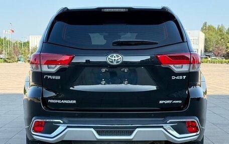 Toyota Highlander III, 2021 год, 3 040 000 рублей, 5 фотография