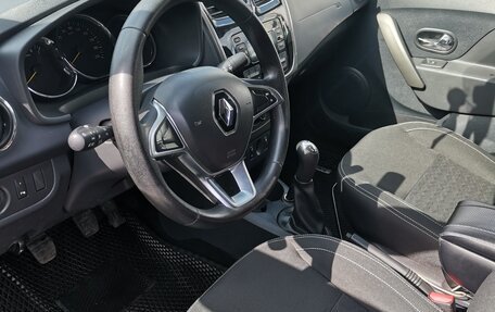 Renault Logan II, 2018 год, 780 000 рублей, 6 фотография