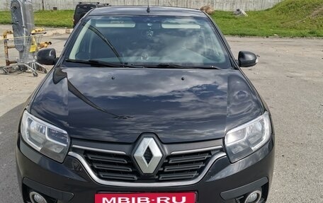 Renault Logan II, 2018 год, 780 000 рублей, 2 фотография