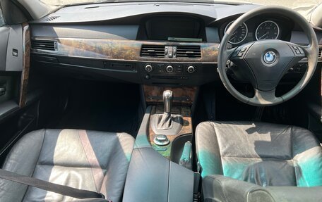 BMW 5 серия, 2005 год, 360 000 рублей, 7 фотография