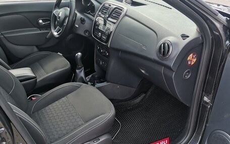 Renault Logan II, 2018 год, 780 000 рублей, 5 фотография