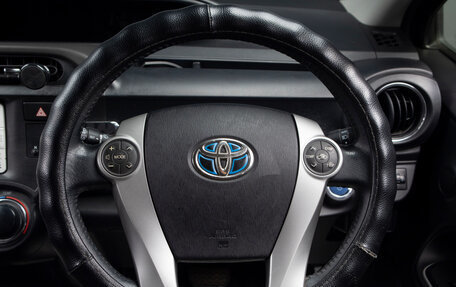 Toyota Aqua I, 2012 год, 1 099 000 рублей, 10 фотография