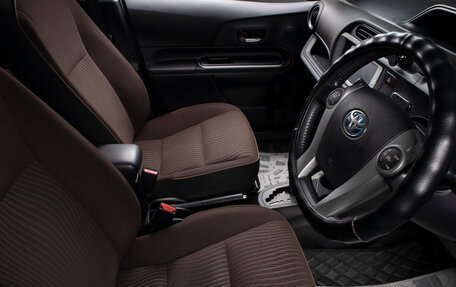 Toyota Aqua I, 2012 год, 1 099 000 рублей, 16 фотография