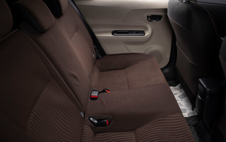Toyota Aqua I, 2012 год, 1 099 000 рублей, 20 фотография