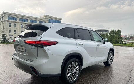 Toyota Highlander, 2025 год, 5 250 000 рублей, 5 фотография
