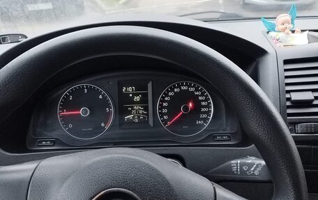 Volkswagen Caravelle T5, 2013 год, 2 500 000 рублей, 8 фотография