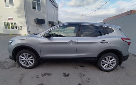 Nissan Qashqai, 2015 год, 1 775 000 рублей, 2 фотография