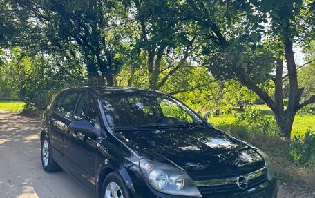 Opel Astra H, 2006 год, 385 000 рублей, 1 фотография