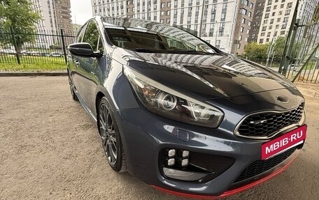 KIA cee'd GT II, 2014 год, 1 325 000 рублей, 9 фотография