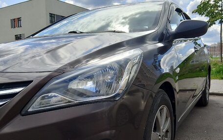 Hyundai Solaris II рестайлинг, 2015 год, 1 200 000 рублей, 15 фотография