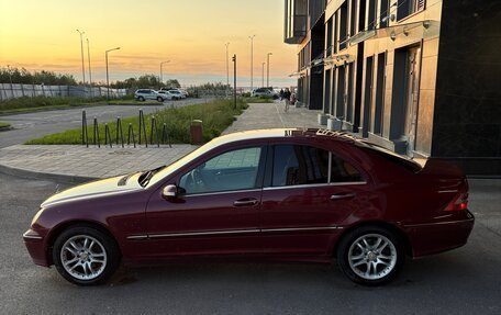 Mercedes-Benz C-Класс, 2004 год, 549 999 рублей, 6 фотография