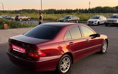Mercedes-Benz C-Класс, 2004 год, 549 999 рублей, 4 фотография