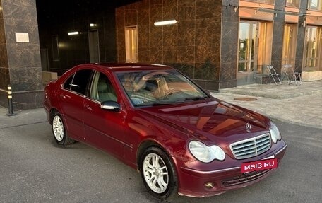 Mercedes-Benz C-Класс, 2004 год, 549 999 рублей, 2 фотография