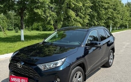 Toyota RAV4, 2020 год, 3 590 000 рублей, 11 фотография