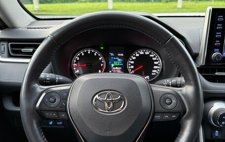 Toyota RAV4, 2020 год, 3 590 000 рублей, 19 фотография