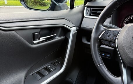 Toyota RAV4, 2020 год, 3 590 000 рублей, 22 фотография