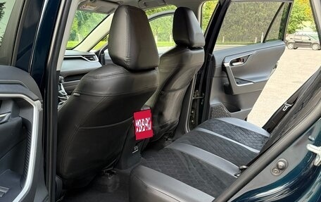 Toyota RAV4, 2020 год, 3 590 000 рублей, 27 фотография