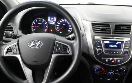 Hyundai Solaris II рестайлинг, 2014 год, 950 000 рублей, 22 фотография
