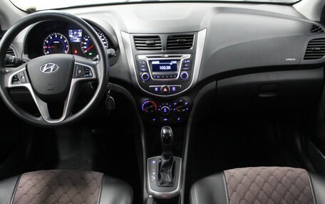 Hyundai Solaris II рестайлинг, 2014 год, 950 000 рублей, 18 фотография
