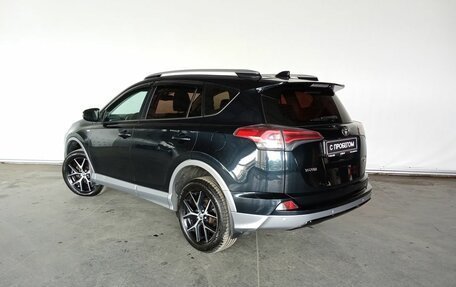 Toyota RAV4, 2016 год, 1 850 000 рублей, 6 фотография