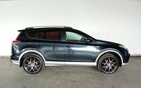 Toyota RAV4, 2016 год, 1 850 000 рублей, 7 фотография
