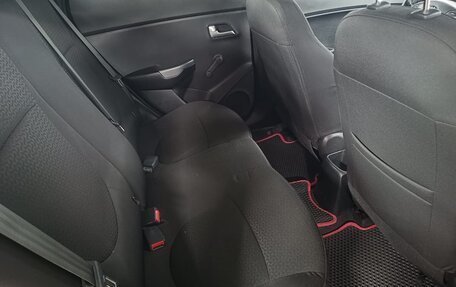 KIA Rio III рестайлинг, 2015 год, 699 000 рублей, 19 фотография