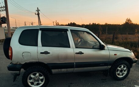 Chevrolet Niva I рестайлинг, 2004 год, 230 000 рублей, 2 фотография