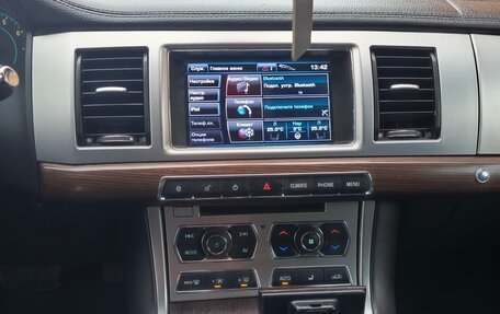 Jaguar XF I рестайлинг, 2012 год, 1 100 000 рублей, 8 фотография