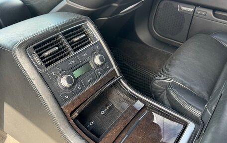Audi A8, 2005 год, 999 999 рублей, 24 фотография